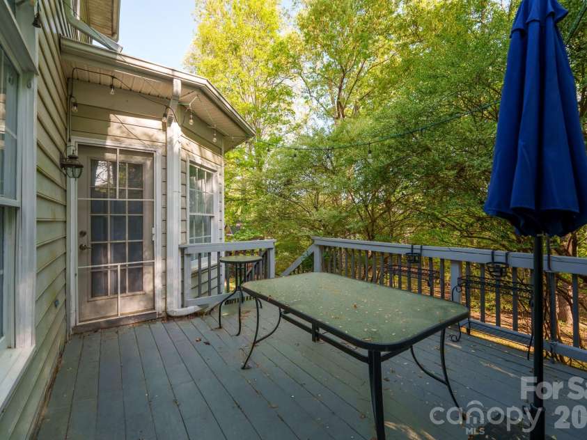 8908 Leinster Drive, Charlotte, NC 28277.  MLS# CAR4371999, YatesRealty ID 18084. 