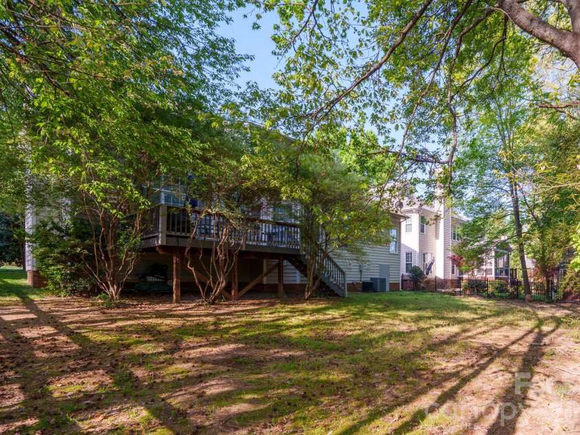 8908 Leinster Drive, Charlotte, NC 28277.  MLS# CAR4371999, YatesRealty ID 18084. 