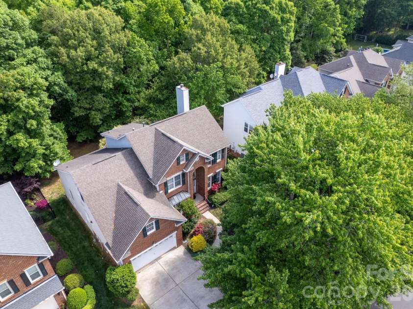 8908 Leinster Drive, Charlotte, NC 28277.  MLS# CAR4371999, YatesRealty ID 18084. 