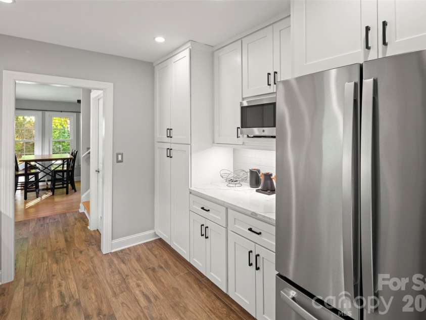 229 Sandstone Lane, Hendersonville, NC 28739.  MLS# CAR4377167, YatesRealty ID 18085. 