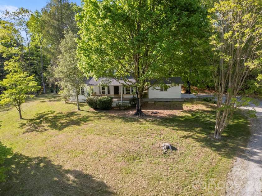 229 Sandstone Lane, Hendersonville, NC 28739.  MLS# CAR4377167, YatesRealty ID 18085. 