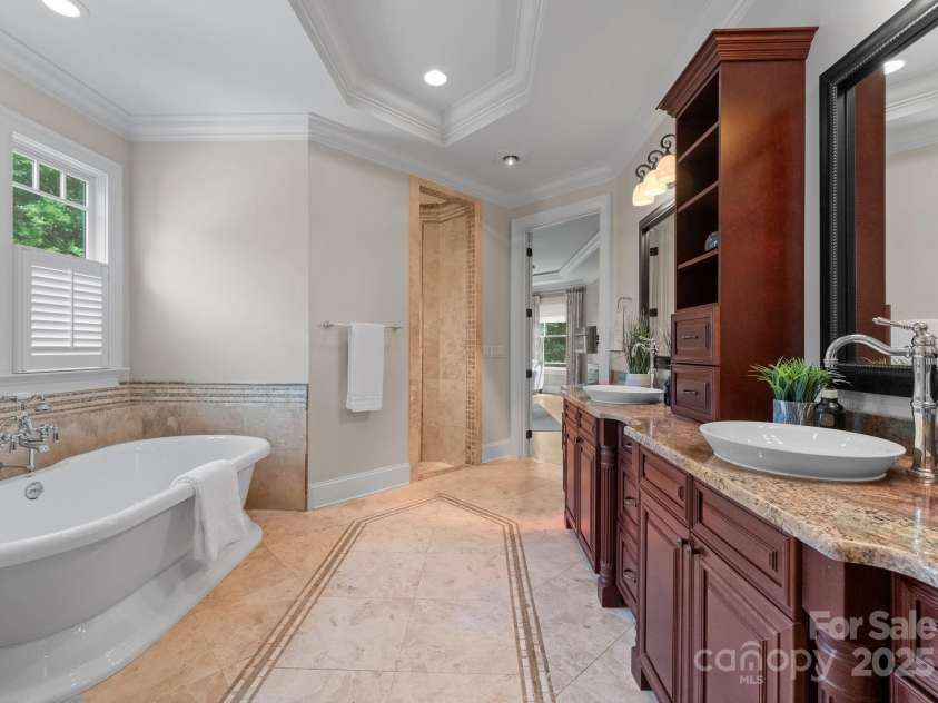 3815 Stoney Ridge Trail, Charlotte, NC 28210.  MLS# CAR4255278, YatesRealty ID 18087. 