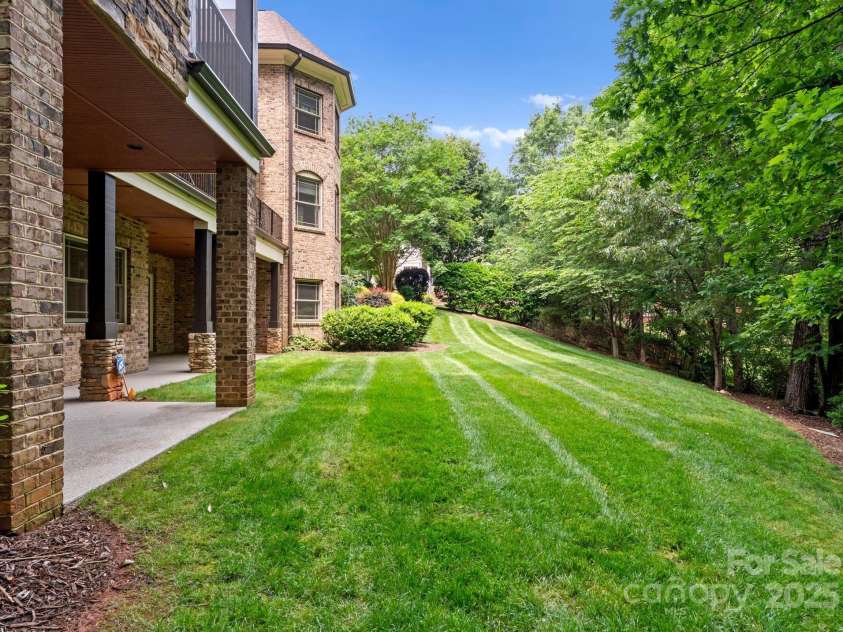 3815 Stoney Ridge Trail, Charlotte, NC 28210.  MLS# CAR4255278, YatesRealty ID 18087. 