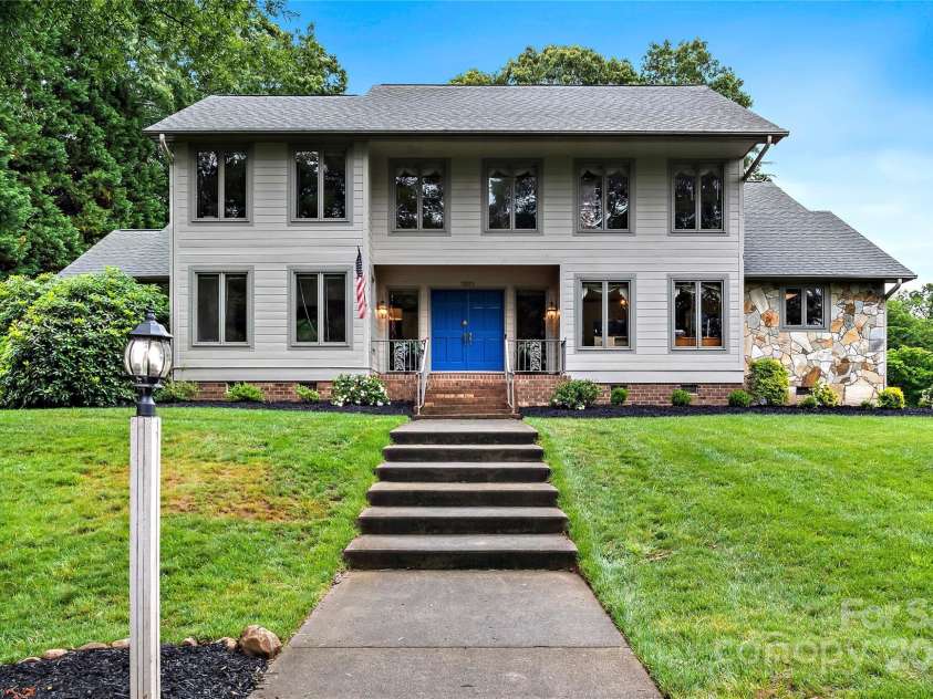 1201 Cliffspring Court, Winston Salem, NC 27104.  MLS# CAR4265096, YatesRealty ID 18088. 