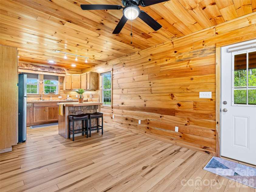5881 US 23 Highway, Mars Hill, NC 28754.  MLS# CAR4374196, YatesRealty ID 18088. Kitchen and dining areas
