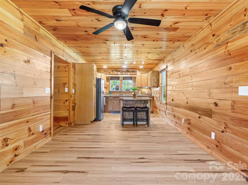 5881 US 23 Highway, Mars Hill, NC 28754.  MLS# CAR4374196, YatesRealty ID 18088. Kitchen and dining areas