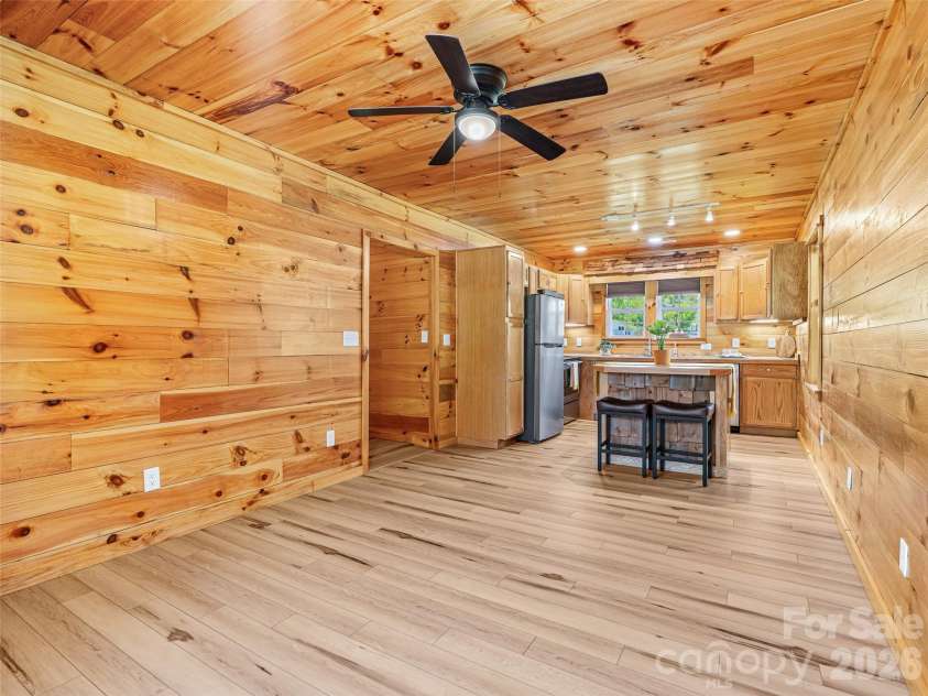 5881 US 23 Highway, Mars Hill, NC 28754.  MLS# CAR4374196, YatesRealty ID 18088. Kitchen and dining areas