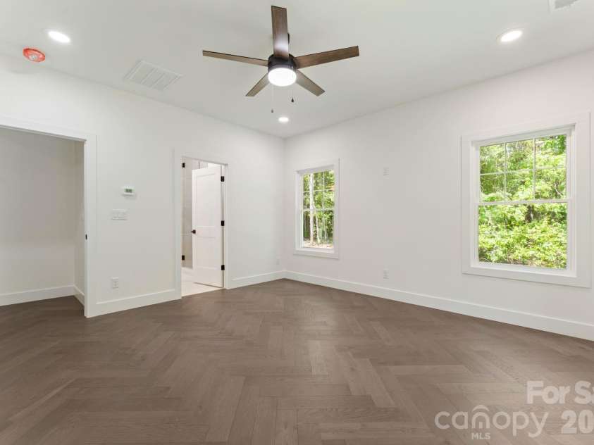 11932 Crabapple Lane, Huntersville, NC 28078.  MLS# CAR4373724, YatesRealty ID 18090. 