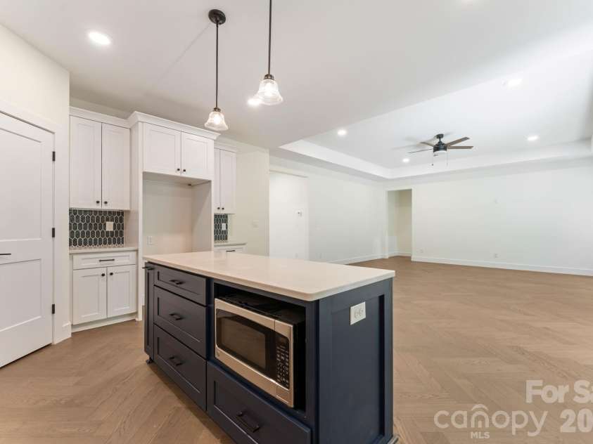 11932 Crabapple Lane, Huntersville, NC 28078.  MLS# CAR4373724, YatesRealty ID 18090. 