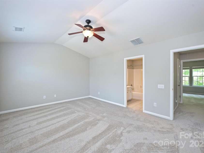 3014 Castleberry Court, Charlotte, NC 28209.  MLS# CAR4267870, YatesRealty ID 18092. 