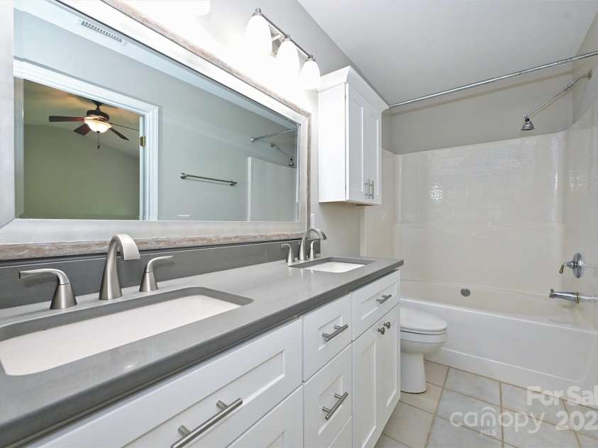 3014 Castleberry Court, Charlotte, NC 28209.  MLS# CAR4267870, YatesRealty ID 18092. 