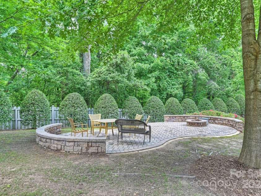 3014 Castleberry Court, Charlotte, NC 28209.  MLS# CAR4267870, YatesRealty ID 18092. 
