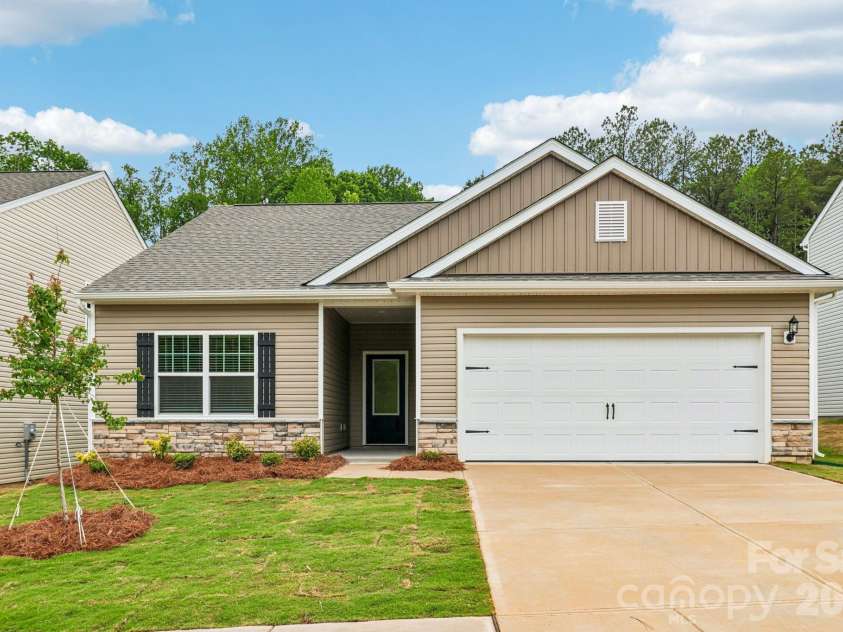 804 Willow Estates Drive, Shelby, NC 28150.  MLS# CAR4374033, YatesRealty ID 18093. Example of the Ashe to be built at 804 Willow Estates Drive.