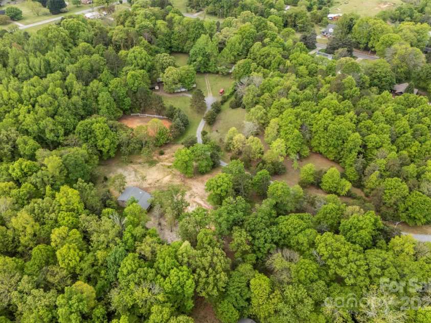 124 Neumann Run, Belmont, NC 28012.  MLS# CAR4247921, YatesRealty ID 18094. 