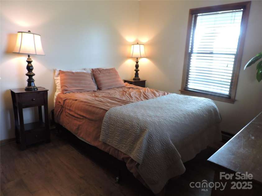 380 River Ridge Drive, Burnsville, NC 28714.  MLS# CAR4248801, YatesRealty ID 18096. 