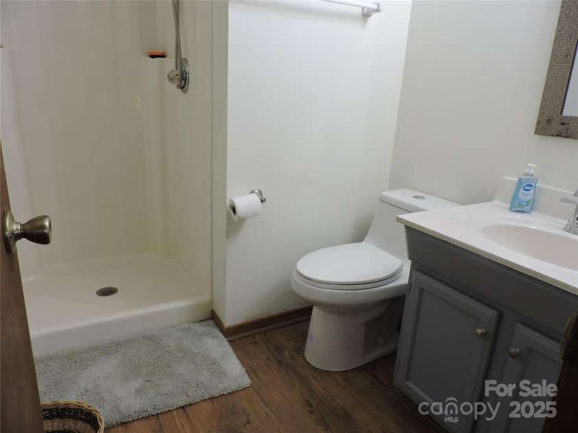 380 River Ridge Drive, Burnsville, NC 28714.  MLS# CAR4248801, YatesRealty ID 18096. 