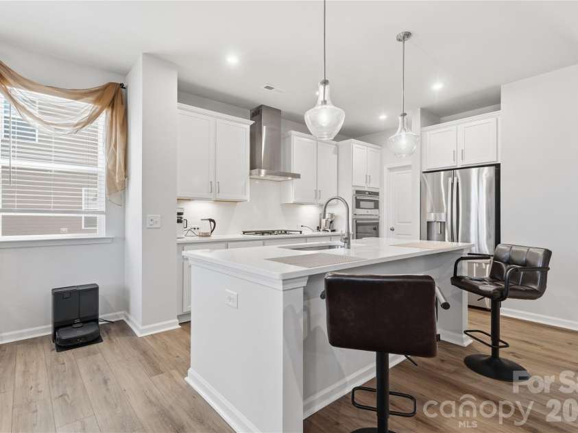 4011 Vista Pine Drive, Charlotte, NC 28215.  MLS# CAR4359775, YatesRealty ID 18096. 