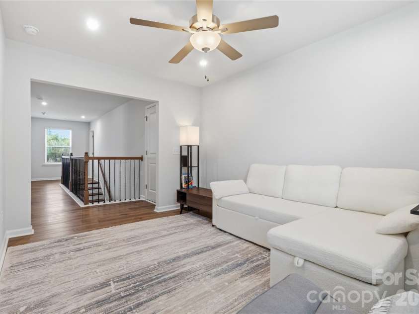 4011 Vista Pine Drive, Charlotte, NC 28215.  MLS# CAR4359775, YatesRealty ID 18096. 
