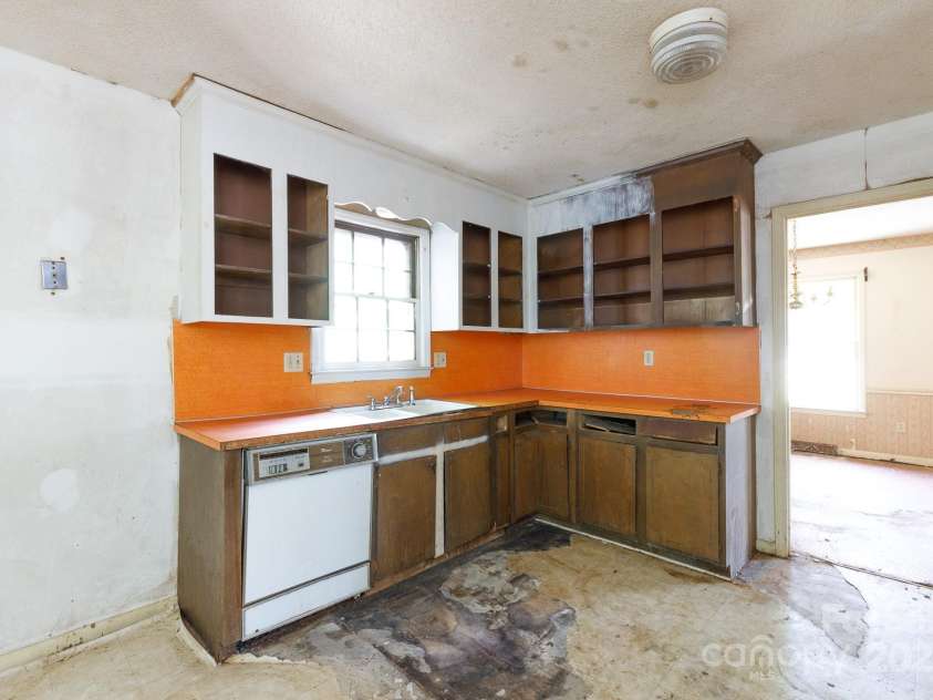 3316 Fairhaven Road, Rock Hill, SC 29732.  MLS# CAR4256814, YatesRealty ID 18097. 