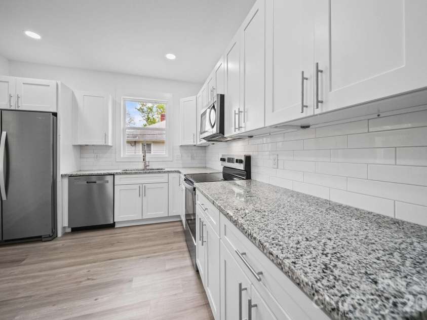 715 Wood Street, Albemarle, NC 28001.  MLS# CAR4370107, YatesRealty ID 18098. 