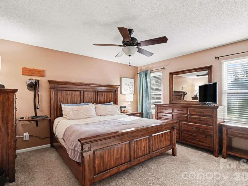 12213 Woodside Falls Road, Pineville, NC 28134.  MLS# CAR4372444, YatesRealty ID 18099. 