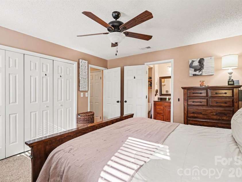 12213 Woodside Falls Road, Pineville, NC 28134.  MLS# CAR4372444, YatesRealty ID 18099. 