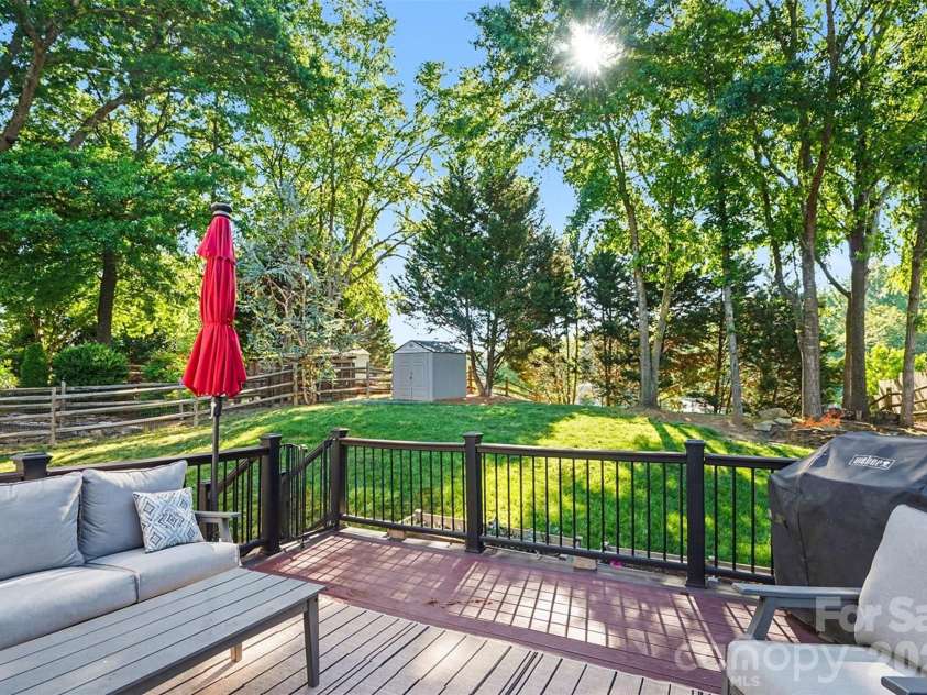 12213 Woodside Falls Road, Pineville, NC 28134.  MLS# CAR4372444, YatesRealty ID 18099. 