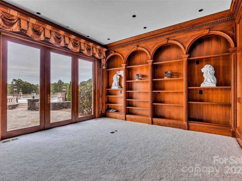 1100 Glen Oaks Drive, Hamptonville, NC 27020.  MLS# CAR4264306, YatesRealty ID 181. 