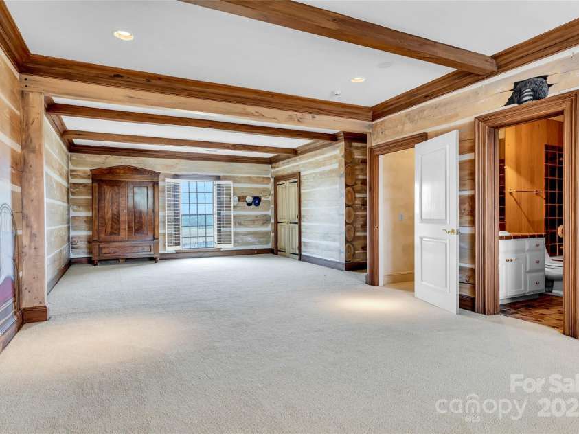 1100 Glen Oaks Drive, Hamptonville, NC 27020.  MLS# CAR4264306, YatesRealty ID 181. 