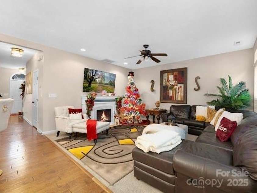 142 Arcadian Way, Mooresville, NC 28117.  MLS# CAR4327818, YatesRealty ID 1810. 