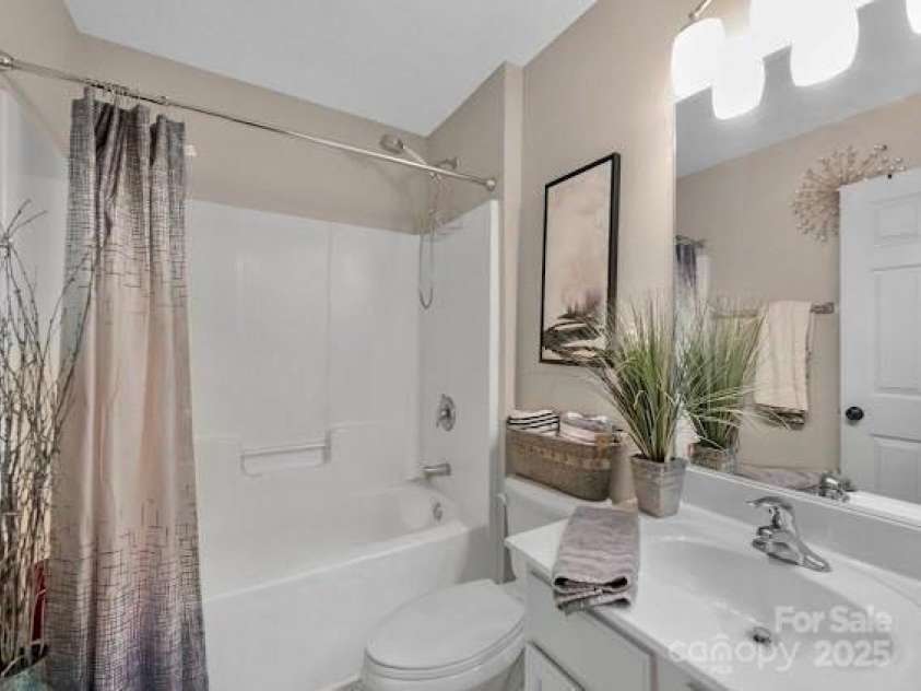 142 Arcadian Way, Mooresville, NC 28117.  MLS# CAR4327818, YatesRealty ID 1810. 