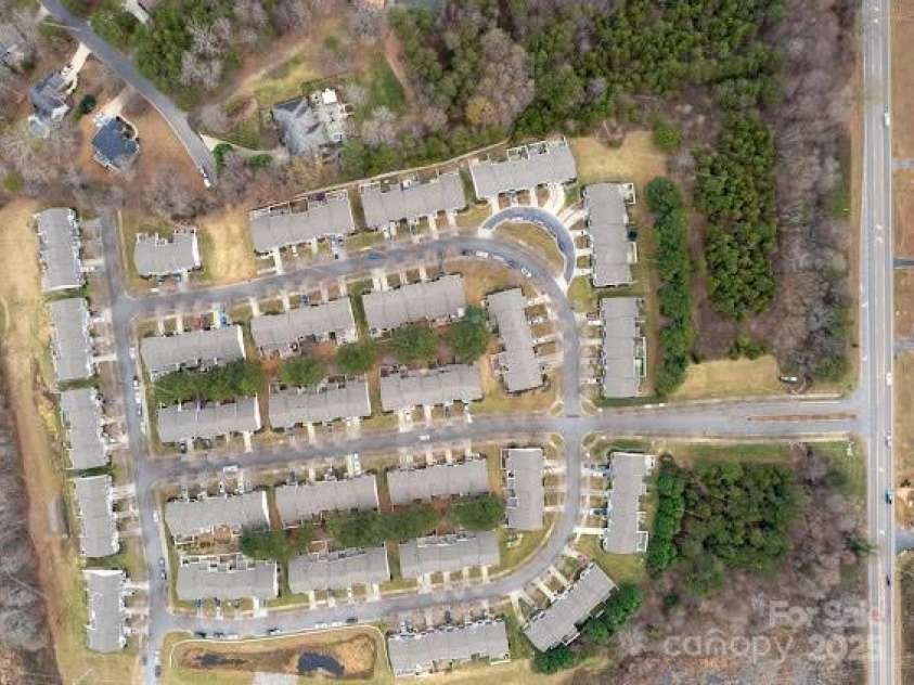 142 Arcadian Way, Mooresville, NC 28117.  MLS# CAR4327818, YatesRealty ID 1810. 