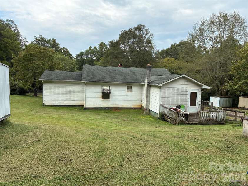 206 Railroad Street, Mooresboro, NC 28114.  MLS# CAR4413828, YatesRealty ID 18100. 