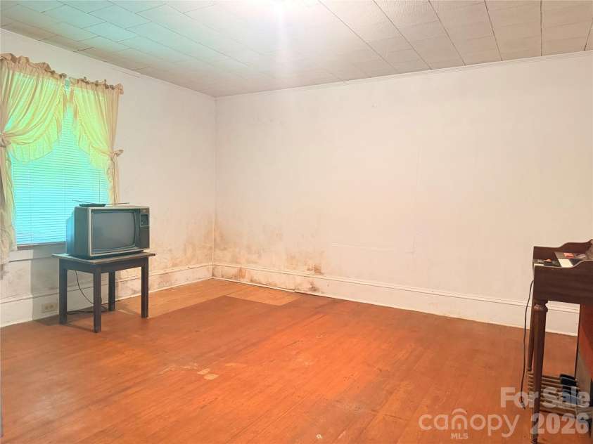 206 Railroad Street, Mooresboro, NC 28114.  MLS# CAR4413828, YatesRealty ID 18100. 