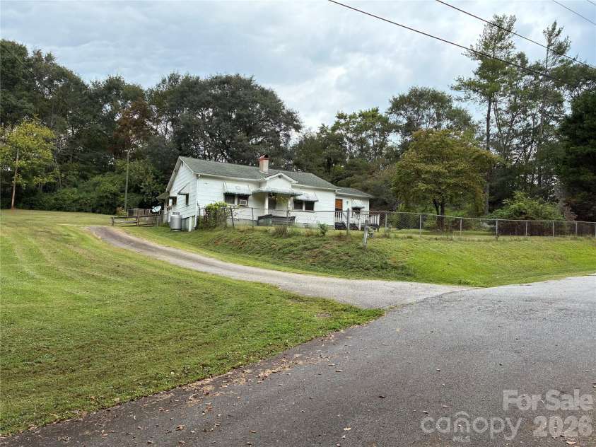 206 Railroad Street, Mooresboro, NC 28114.  MLS# CAR4413828, YatesRealty ID 18100. 