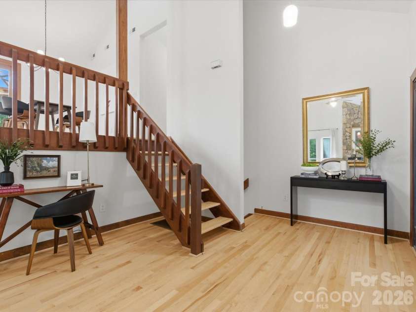 828 Old Bell Road, Charlotte, NC 28270.  MLS# CAR4374798, YatesRealty ID 18101. Upper to kitchen