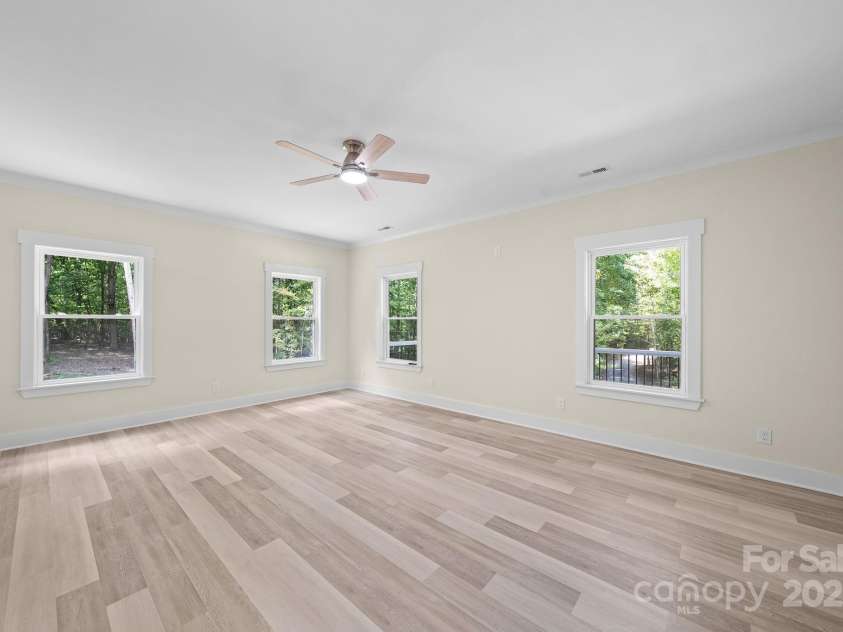 4460 R L Lane, Midland, NC 28107.  MLS# CAR4302078, YatesRealty ID 18103. Primary Bedroom