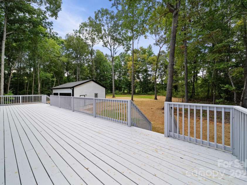 4460 R L Lane, Midland, NC 28107.  MLS# CAR4302078, YatesRealty ID 18103. View from back porch