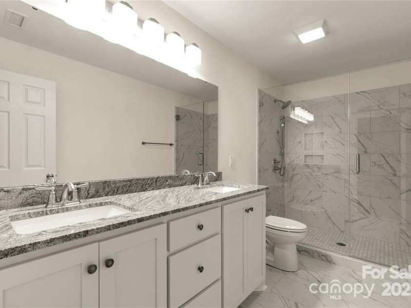 2227 Charlotte Highway, York, SC 29745.  MLS# CAR4211505, YatesRealty ID 18104. 