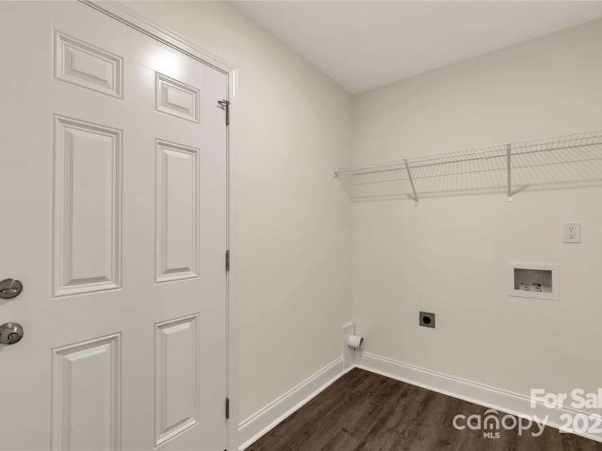 2227 Charlotte Highway, York, SC 29745.  MLS# CAR4211505, YatesRealty ID 18104. 