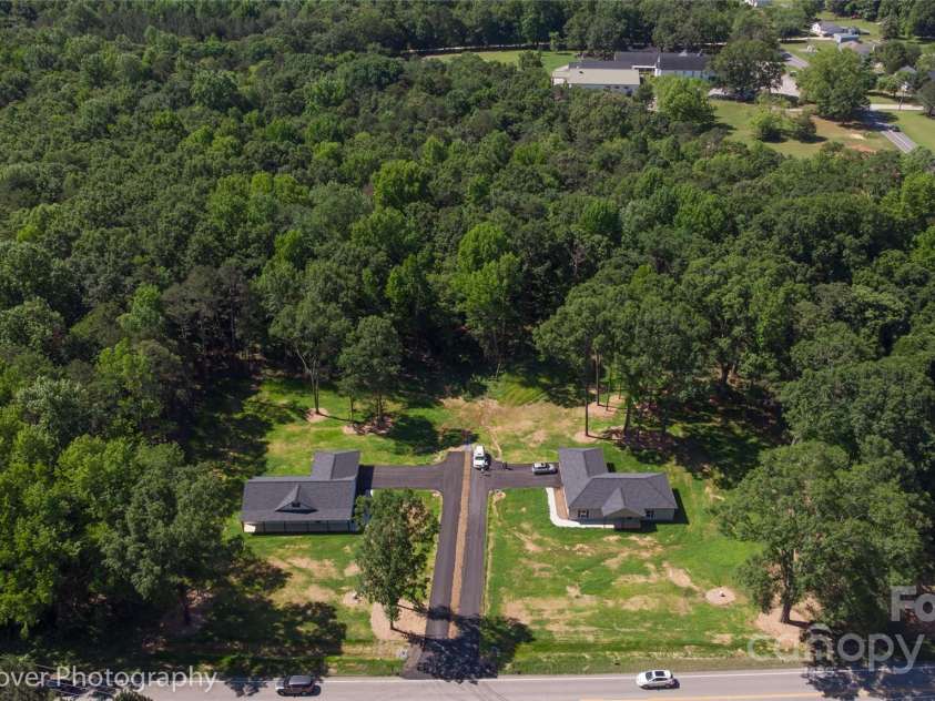 2227 Charlotte Highway, York, SC 29745.  MLS# CAR4211505, YatesRealty ID 18104. 