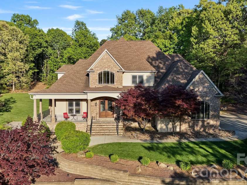 8056 Windsong Road, Denver, NC 28037.  MLS# CAR4338540, YatesRealty ID 18104. 