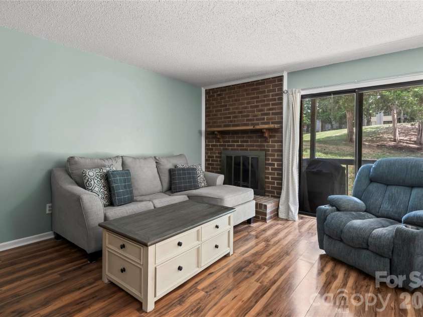 11066 Harrowfield Road, Charlotte, NC 28226.  MLS# CAR4375150, YatesRealty ID 18106. 