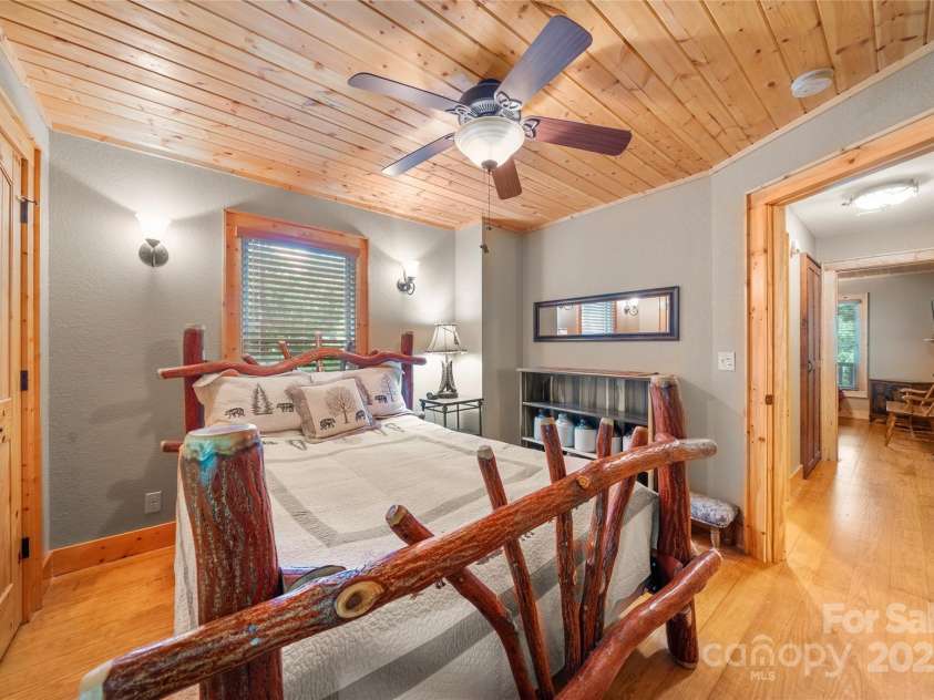 86 Sweet Birch Drive, Maggie Valley, NC 28751.  MLS# CAR4261566, YatesRealty ID 18106. 1st bedroom