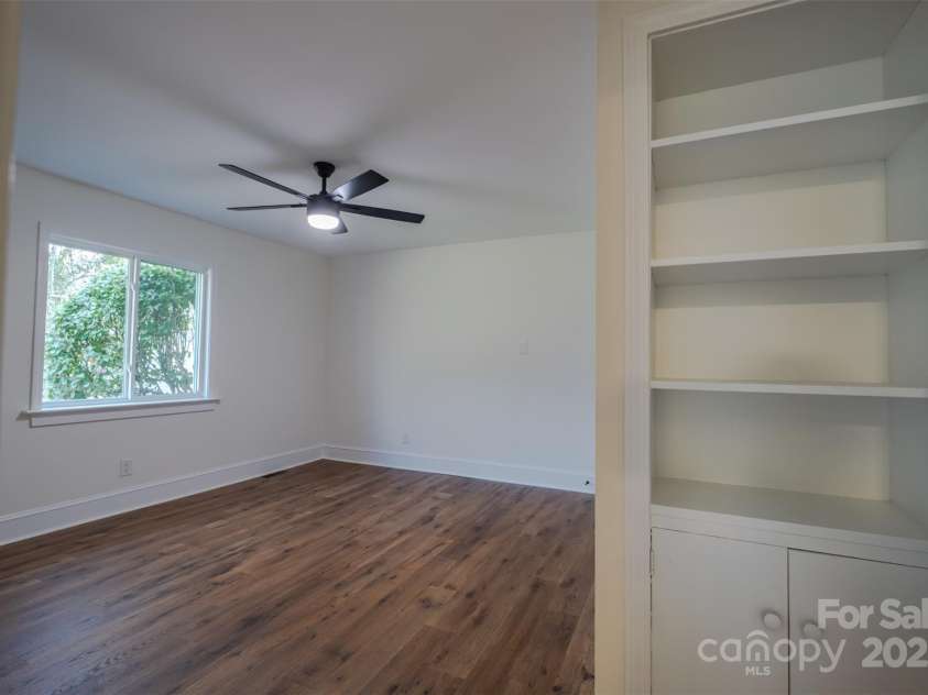 6305 Dale Avenue, Charlotte, NC 28212.  MLS# CAR4216186, YatesRealty ID 18107. Bedroom #2