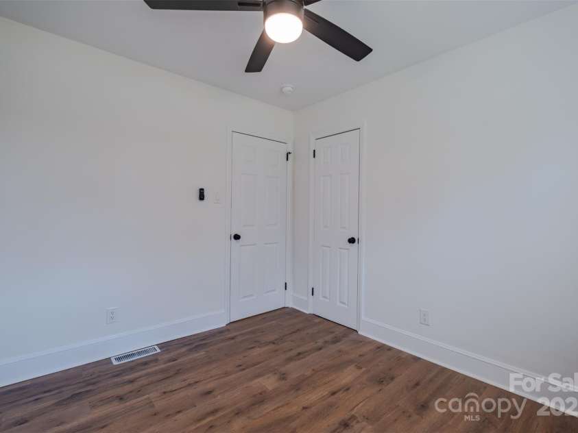6305 Dale Avenue, Charlotte, NC 28212.  MLS# CAR4216186, YatesRealty ID 18107. Bedroom #4