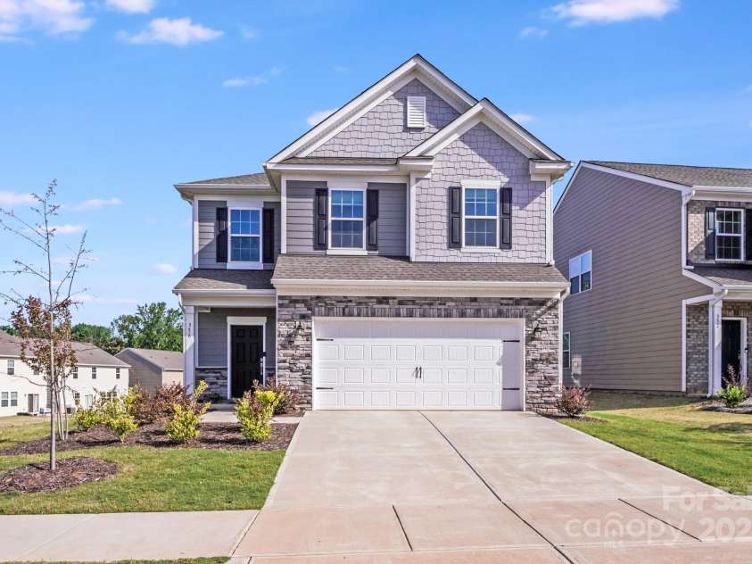 356 Runner Stone Lane, Fort Mill, SC 29715.  MLS# CAR4253320, YatesRealty ID 18108. 
