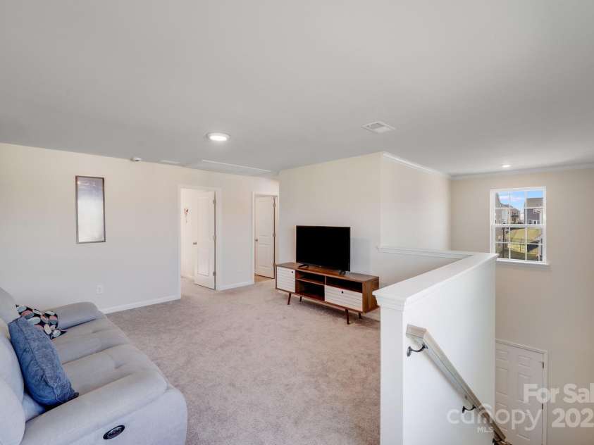 356 Runner Stone Lane, Fort Mill, SC 29715.  MLS# CAR4253320, YatesRealty ID 18108. BONUS LOFT for so many options. 