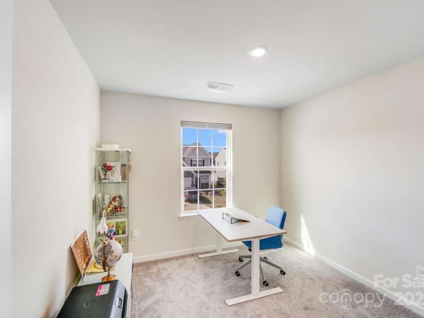 356 Runner Stone Lane, Fort Mill, SC 29715.  MLS# CAR4253320, YatesRealty ID 18108. Generous Size bedroom 3