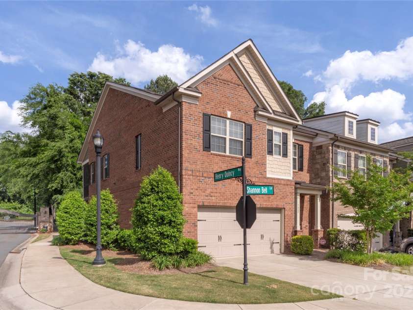 5422 Shannon Bell Lane, Charlotte, NC 28277.  MLS# CAR4253250, YatesRealty ID 18109. 